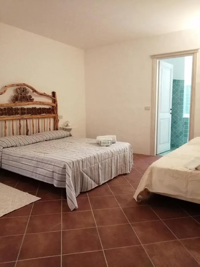 Affittacamere Camera Privata In Villa Arzachena